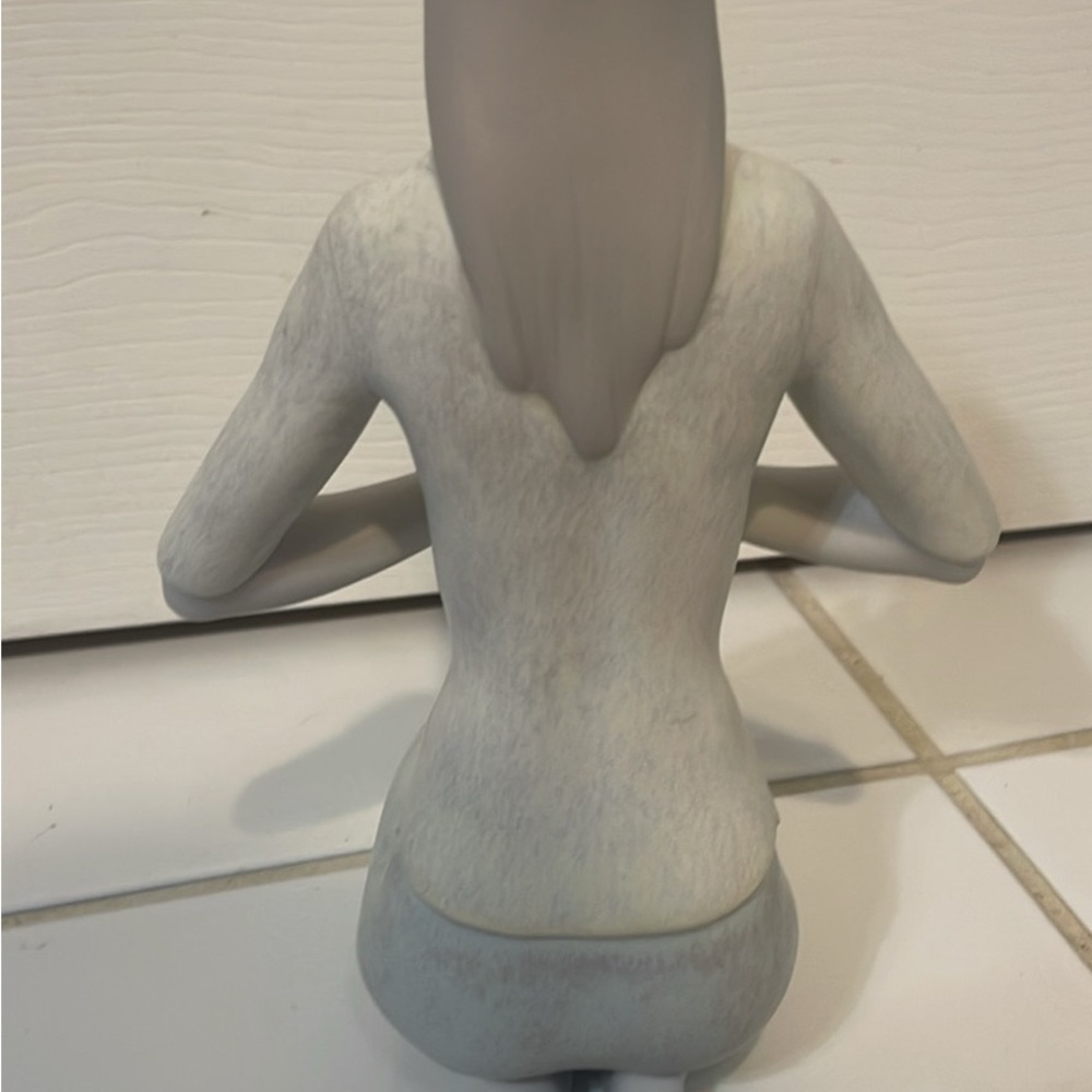 LLADÓ PRAYING GIRL - Picture 3 of 7